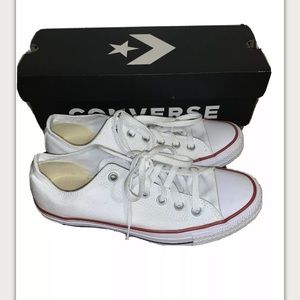 Converse optic white. Chuck Taylor Women’s 9